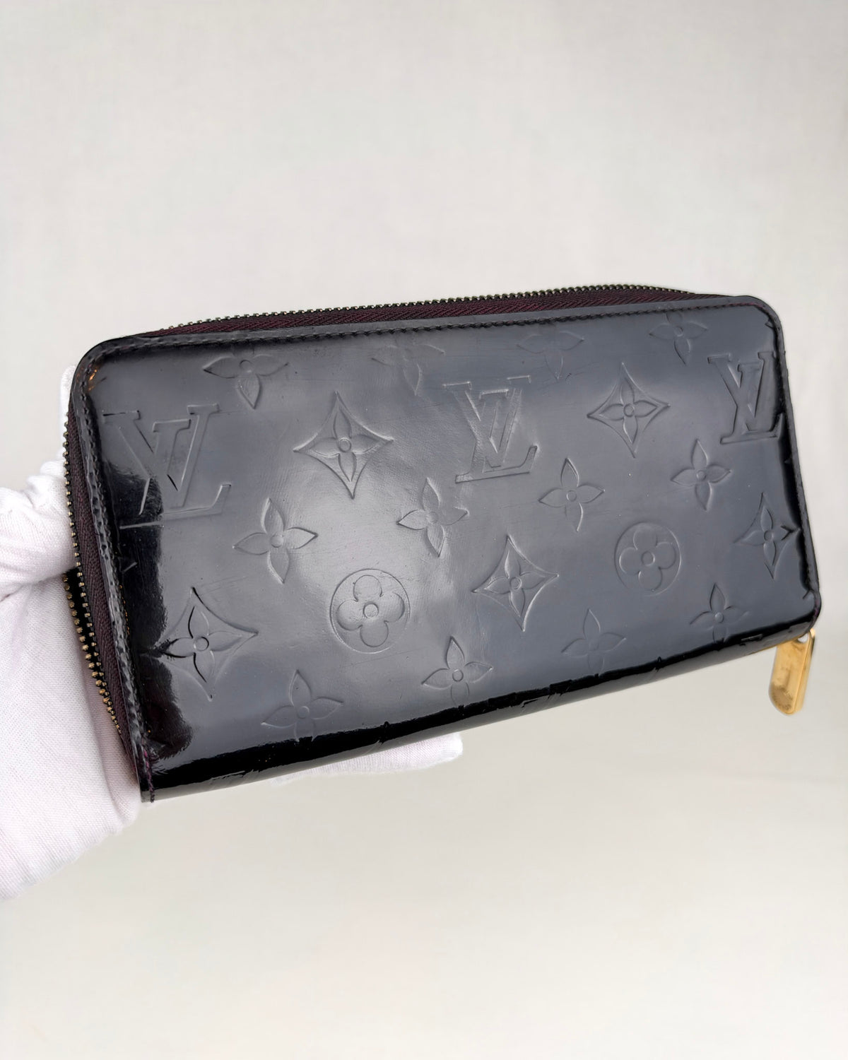 Louis Vuitton Monogram Vernis Zippy Wallet – Amarante