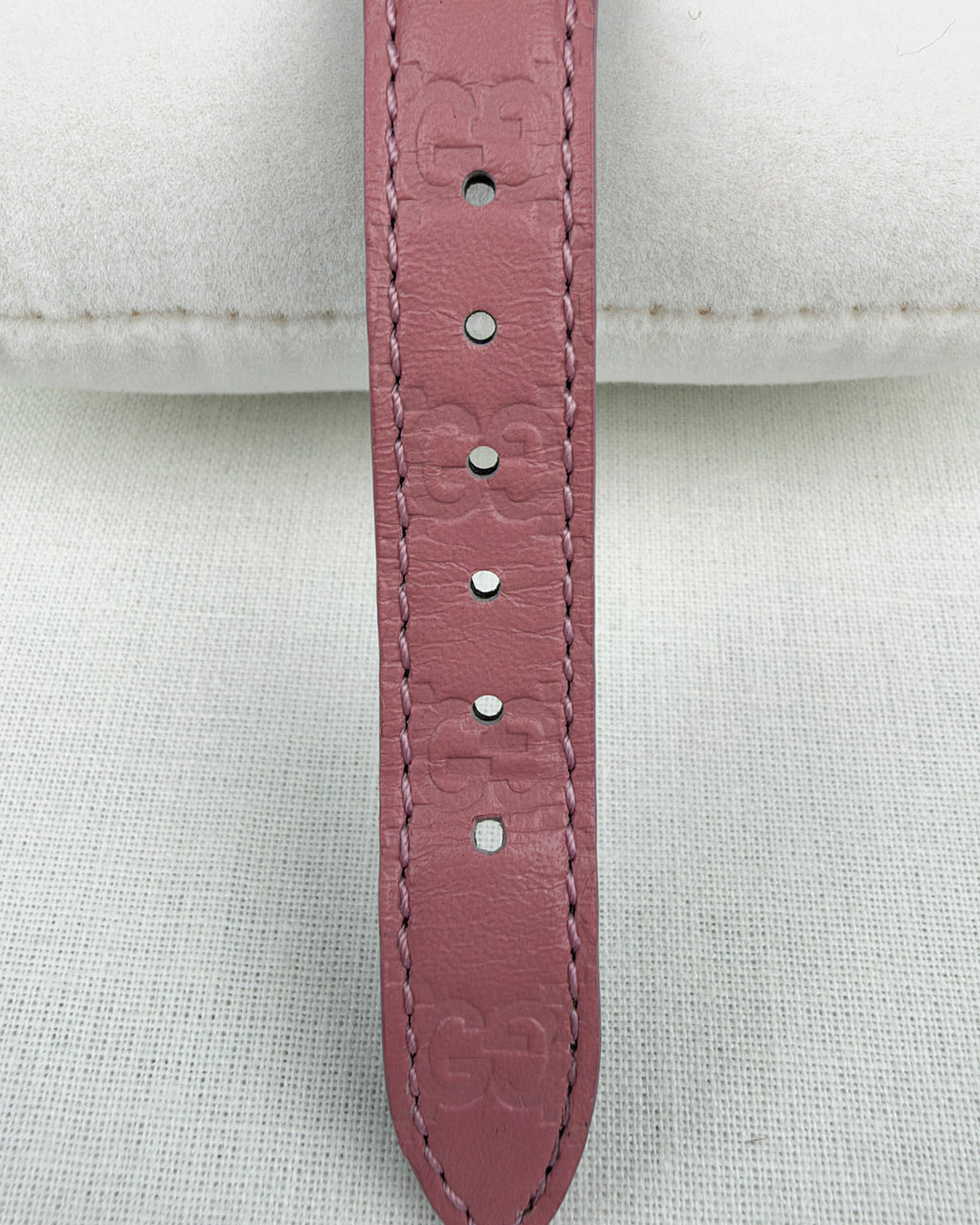 Gucci G-Timeless YA126578 Quartz Watch – Pink Dial
