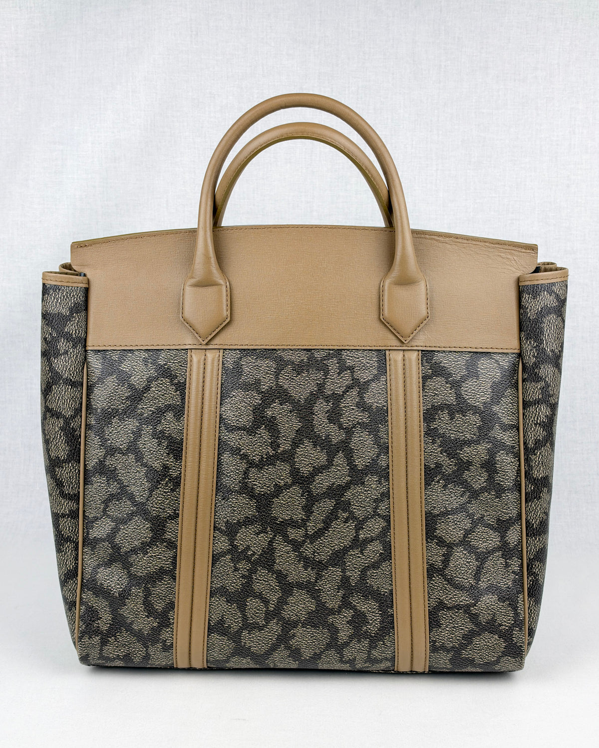 Yves Saint Laurent Vintage Giraffe Print Canvas Tote – Brown