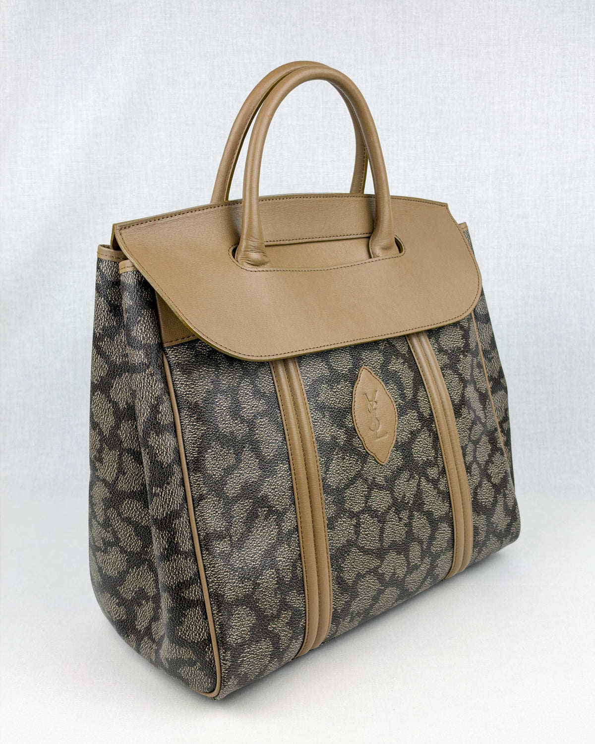 Yves Saint Laurent Vintage Giraffe Print Canvas Tote – Brown