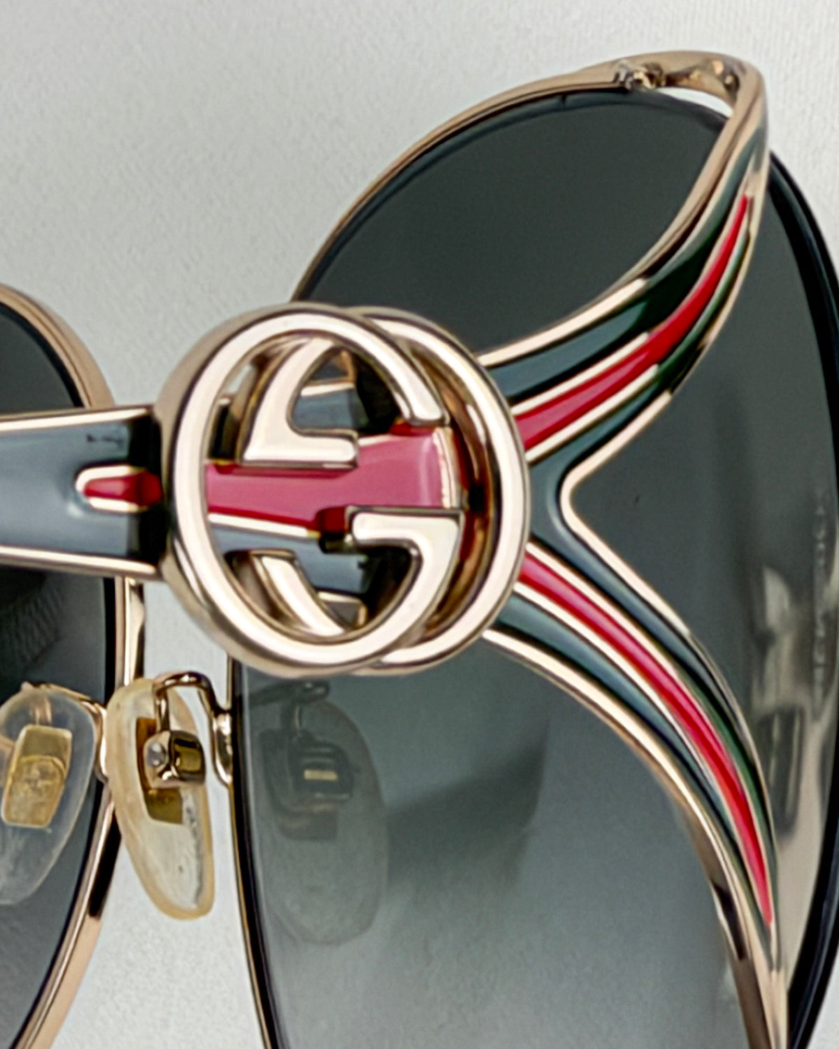 Gucci GG0225S Gold Metal Sunglasses – Gray Gradient
