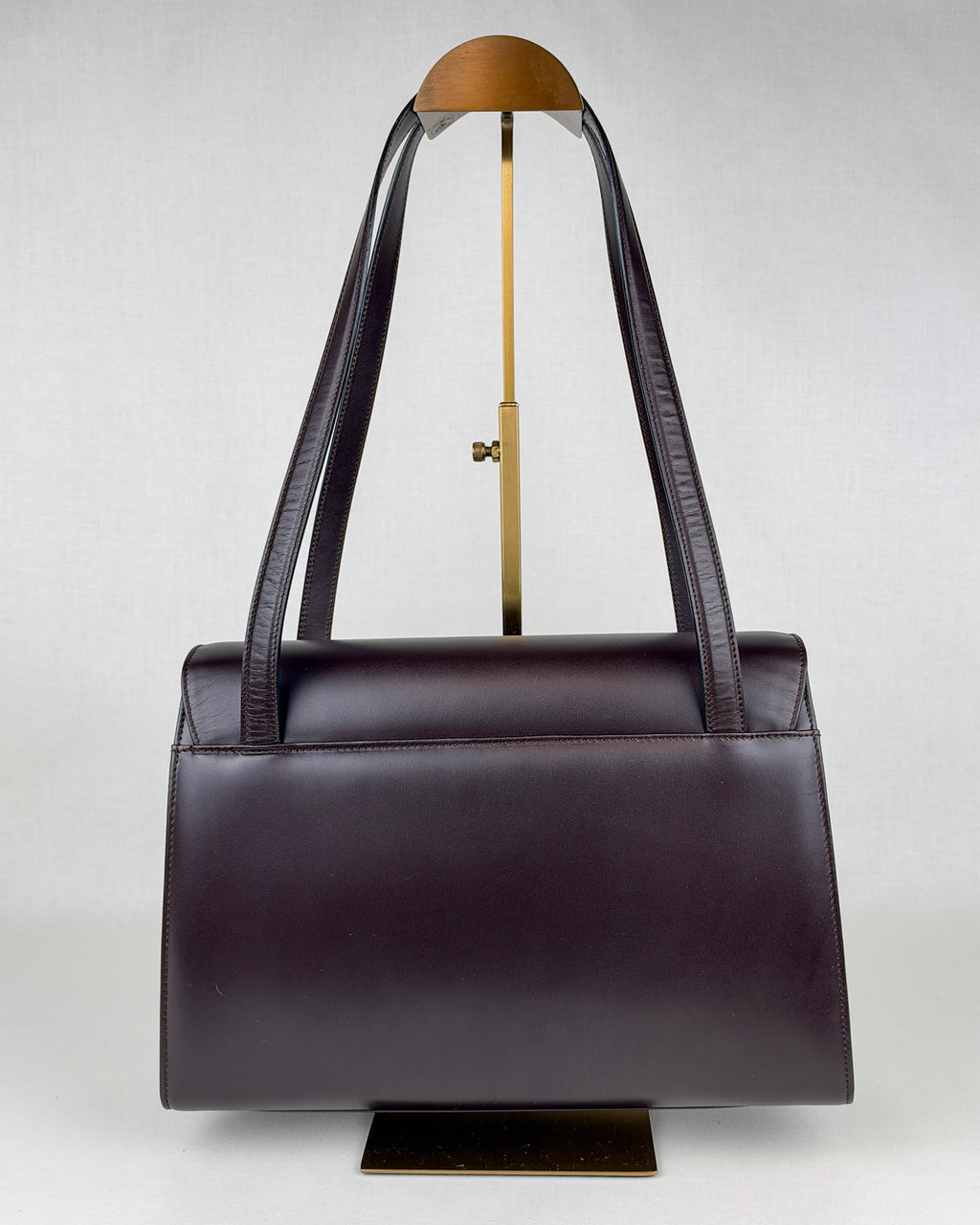 Ferragamo Vintage Vara Leather Shoulder Bag – Brown