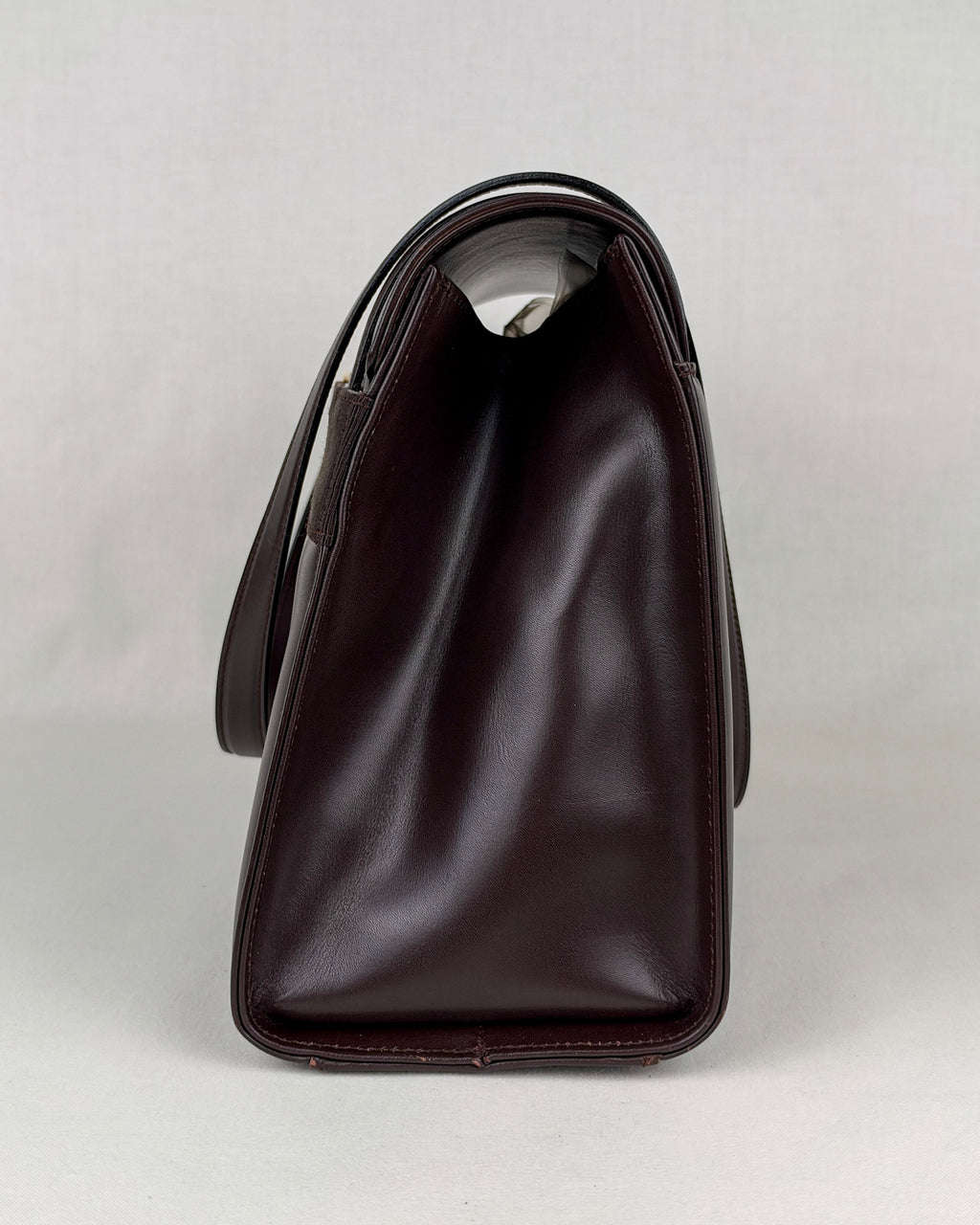 Ferragamo Vintage Vara Leather Shoulder Bag – Brown