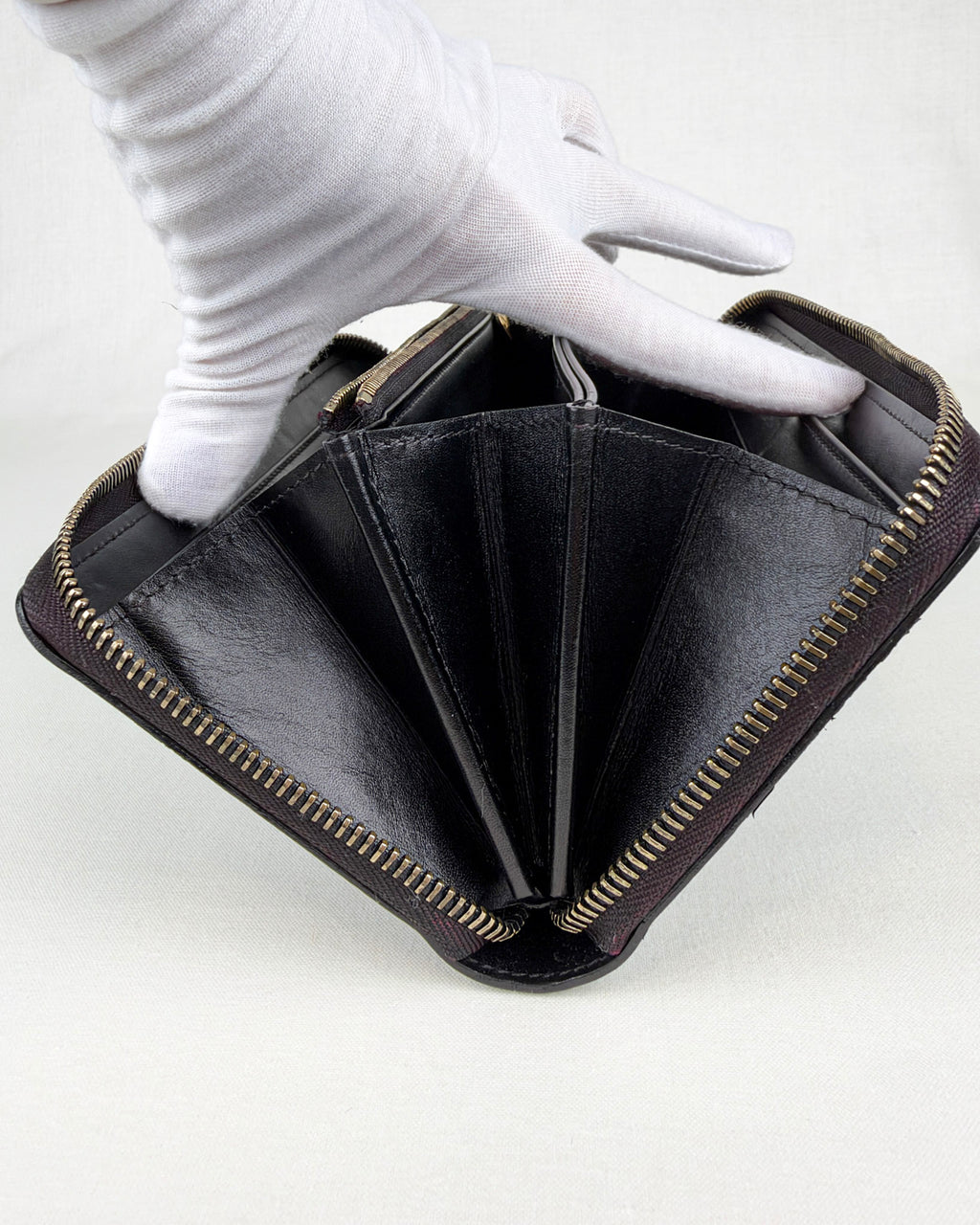 Louis Vuitton Monogram Vernis Zippy Wallet – Amarante
