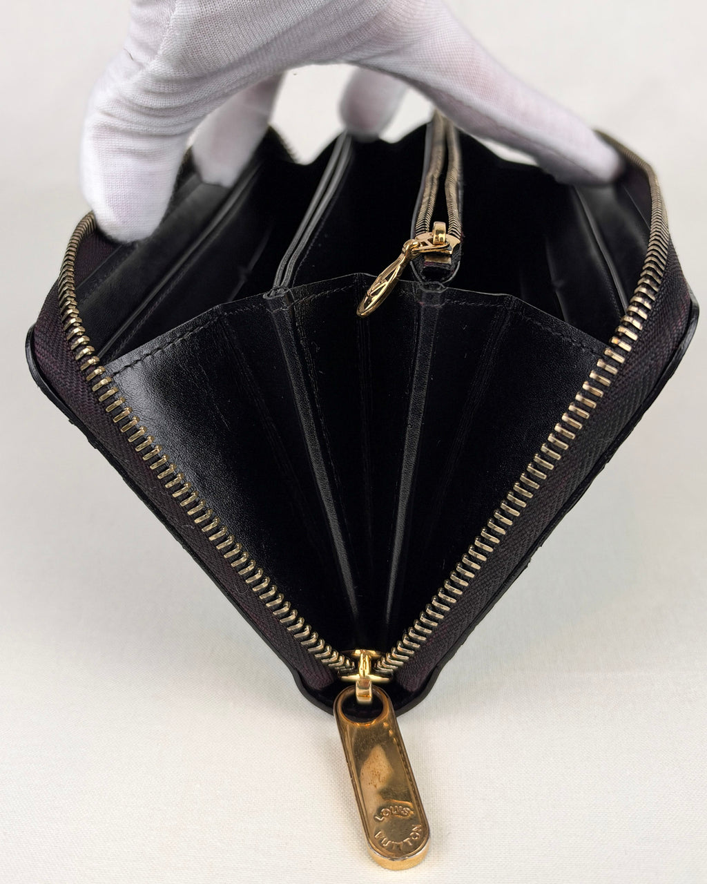 Louis Vuitton Monogram Vernis Zippy Wallet – Amarante