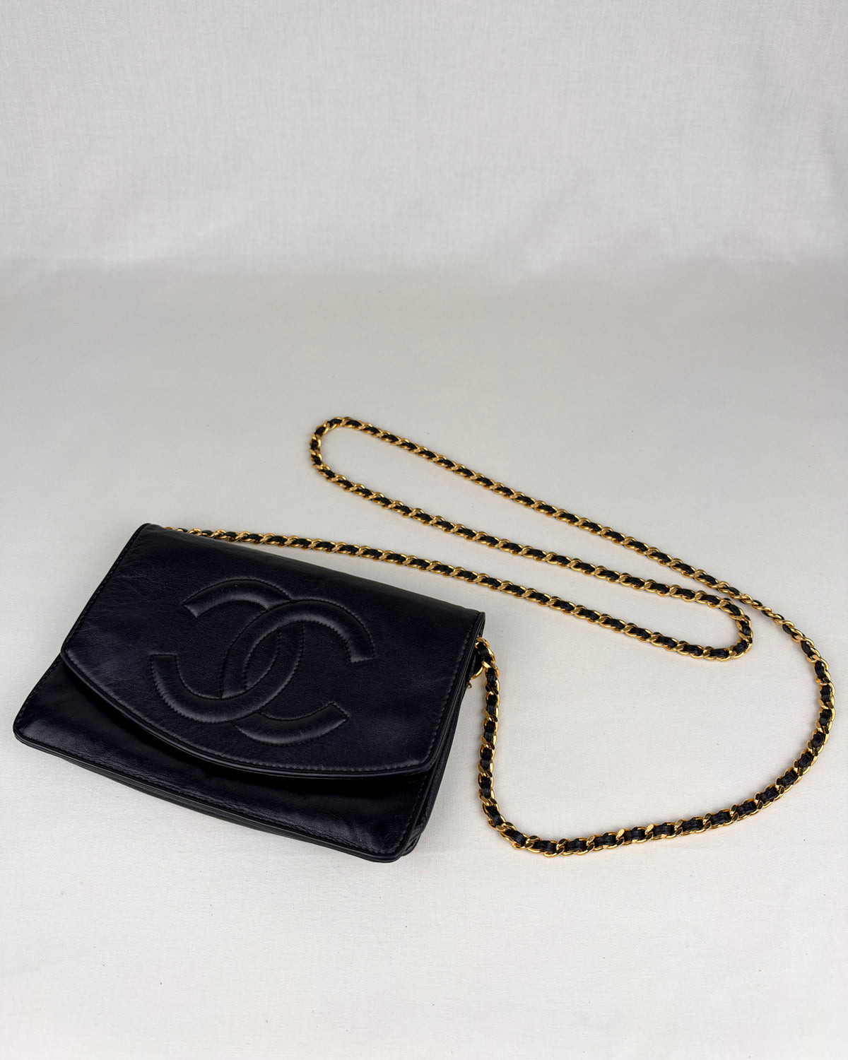 Chanel Vintage Series 3 Wallet on Chain Lambskin Bag – Black