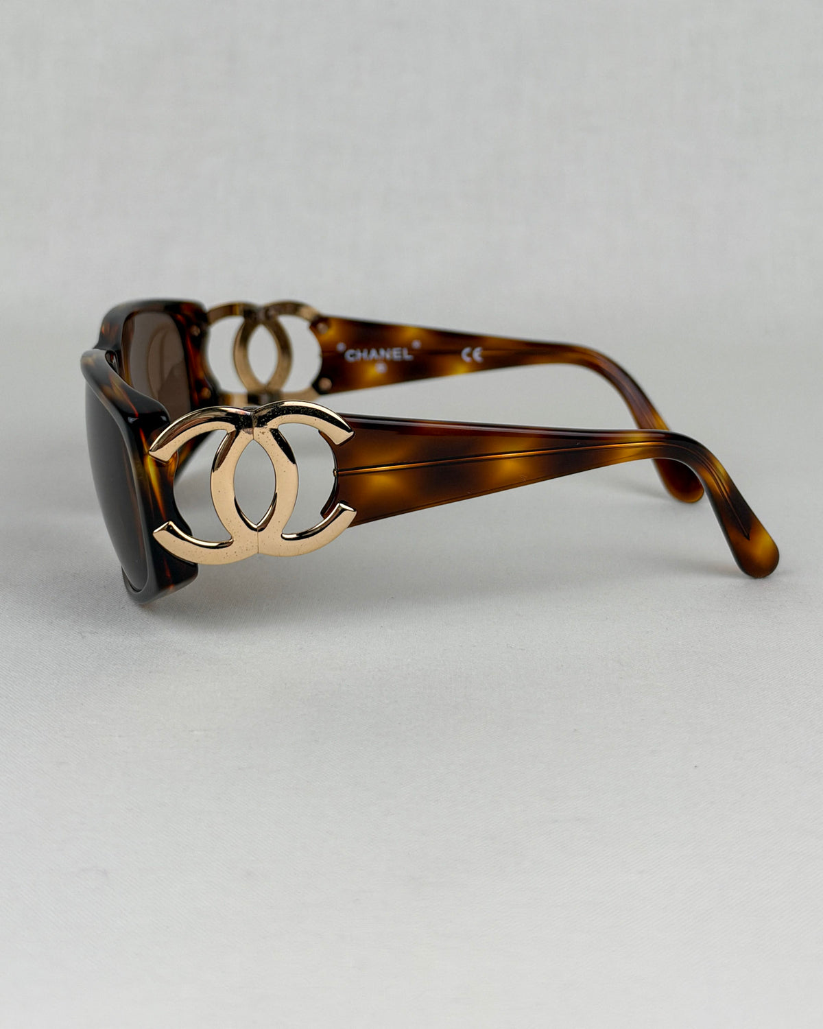 Chanel CC Tortoiseshell Sunglasses – Brown
