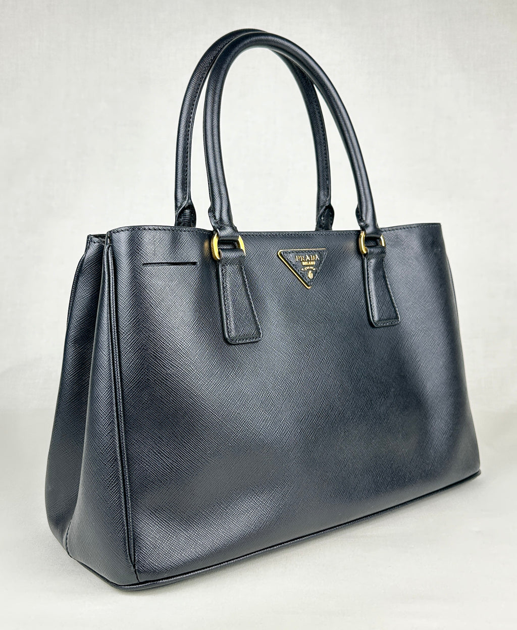 Prada Large Galleria Saffiano Leather Bag – Black