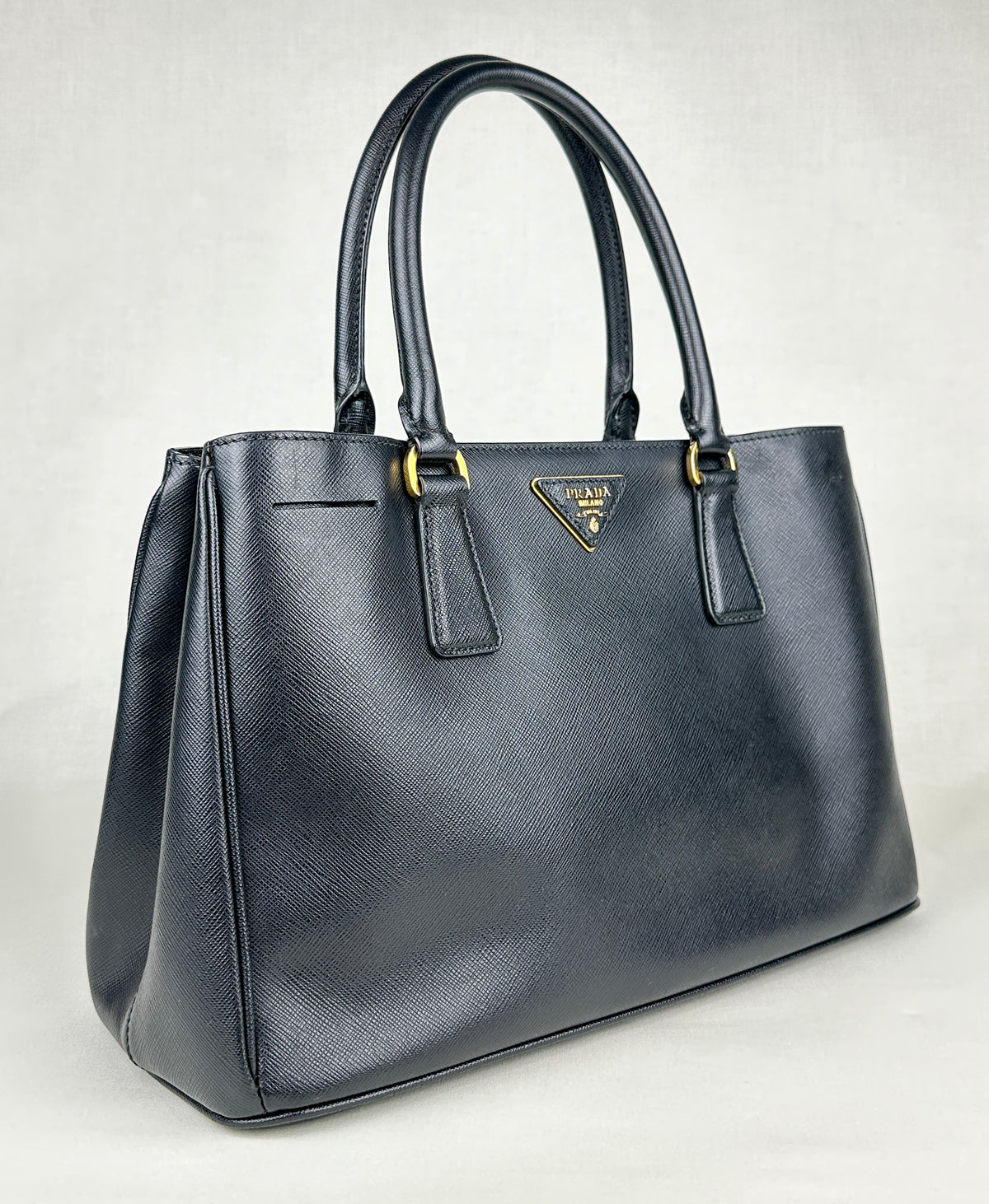 Prada Large Galleria Saffiano Leather Bag – Black