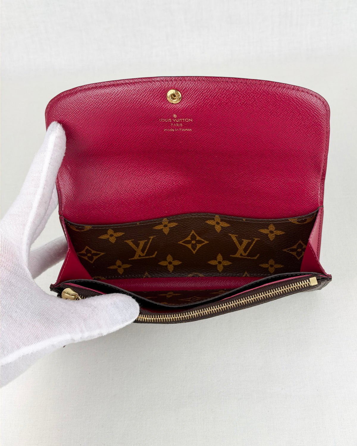 Louis Vuitton Emilie Wallet Monogram Canvas - Fushia interior