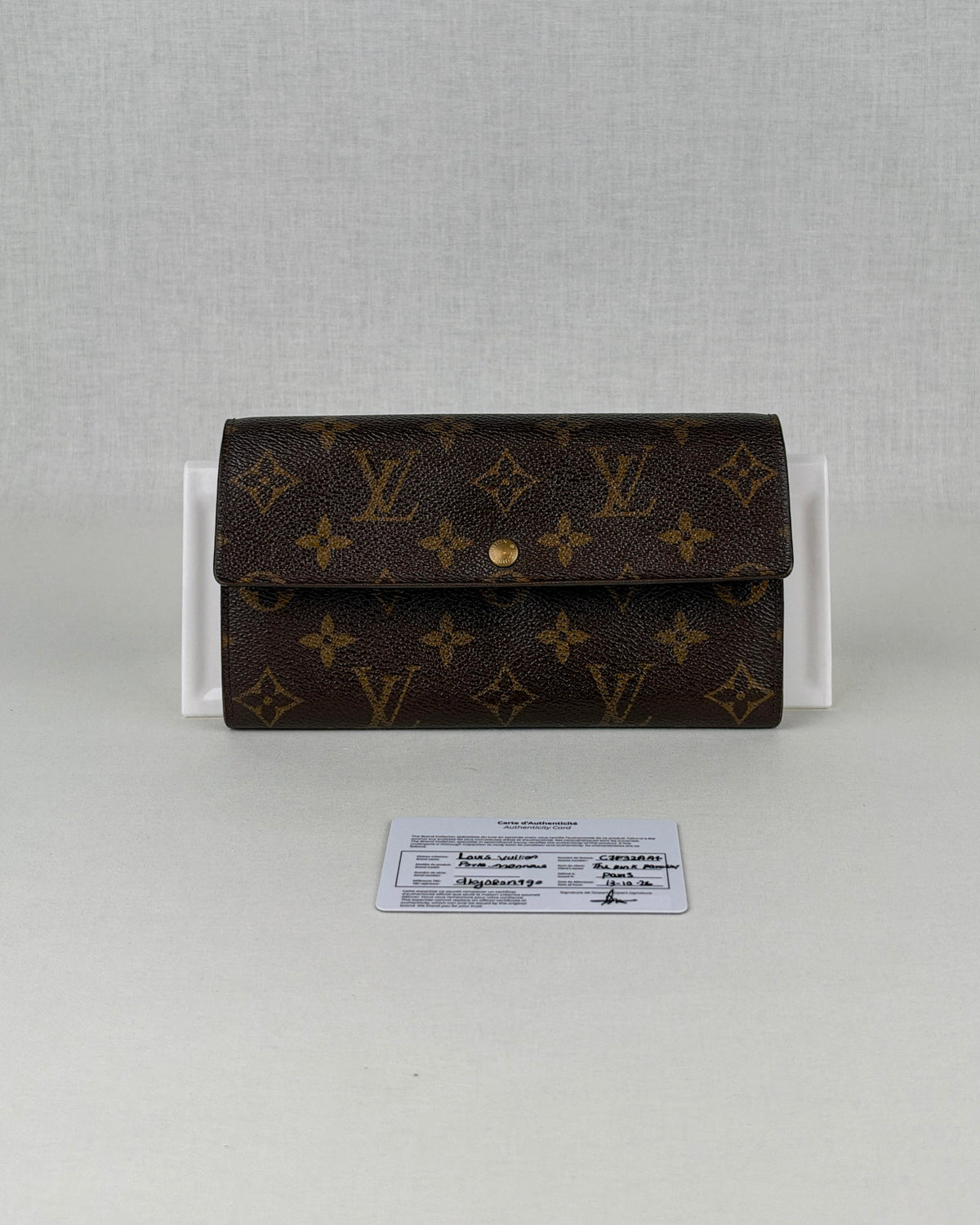 Louis Vuitton Porte-Monnaie Crédit Monogram Canvas Long Wallet