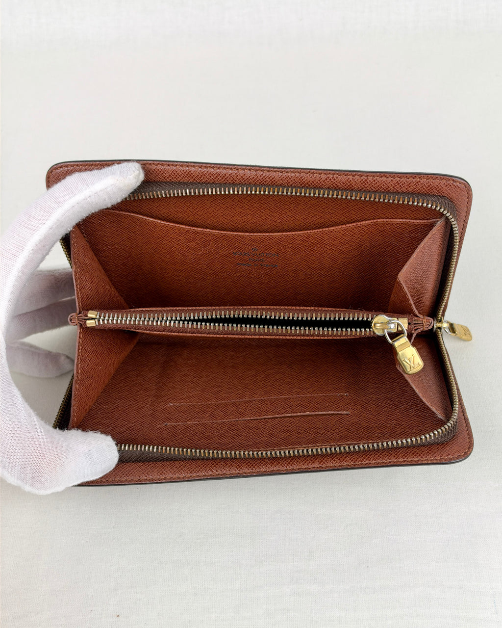 Louis Vuitton Vintage Porte-Monnaie Zippé Long Wallet