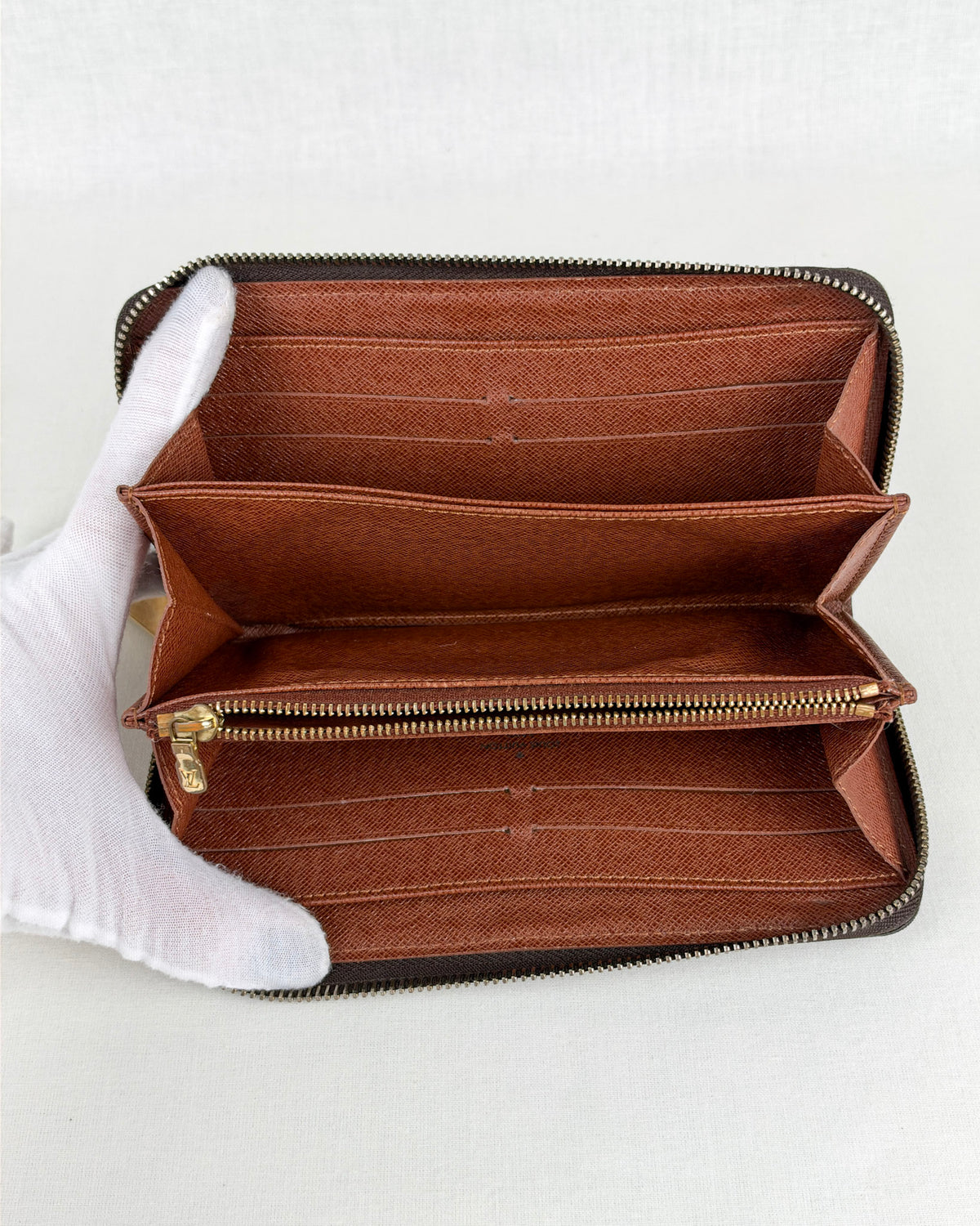Louis Vuitton Zippy Wallet Monogram Canvas